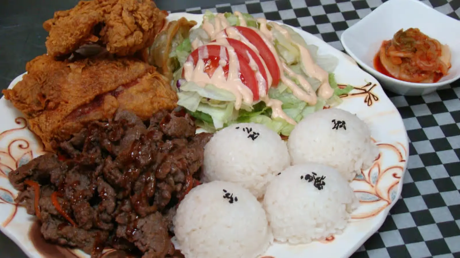 BBQ Beef Plate at Yum Yum BBQ Chicken in Calgary, AB
